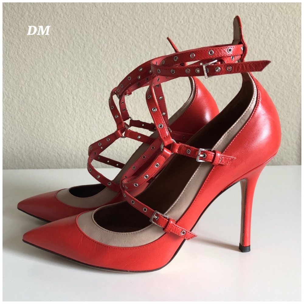 Authentic Valentino Garavani Leather Pumps